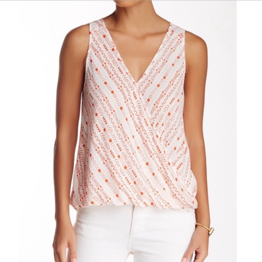 Lush sleeveless blouse